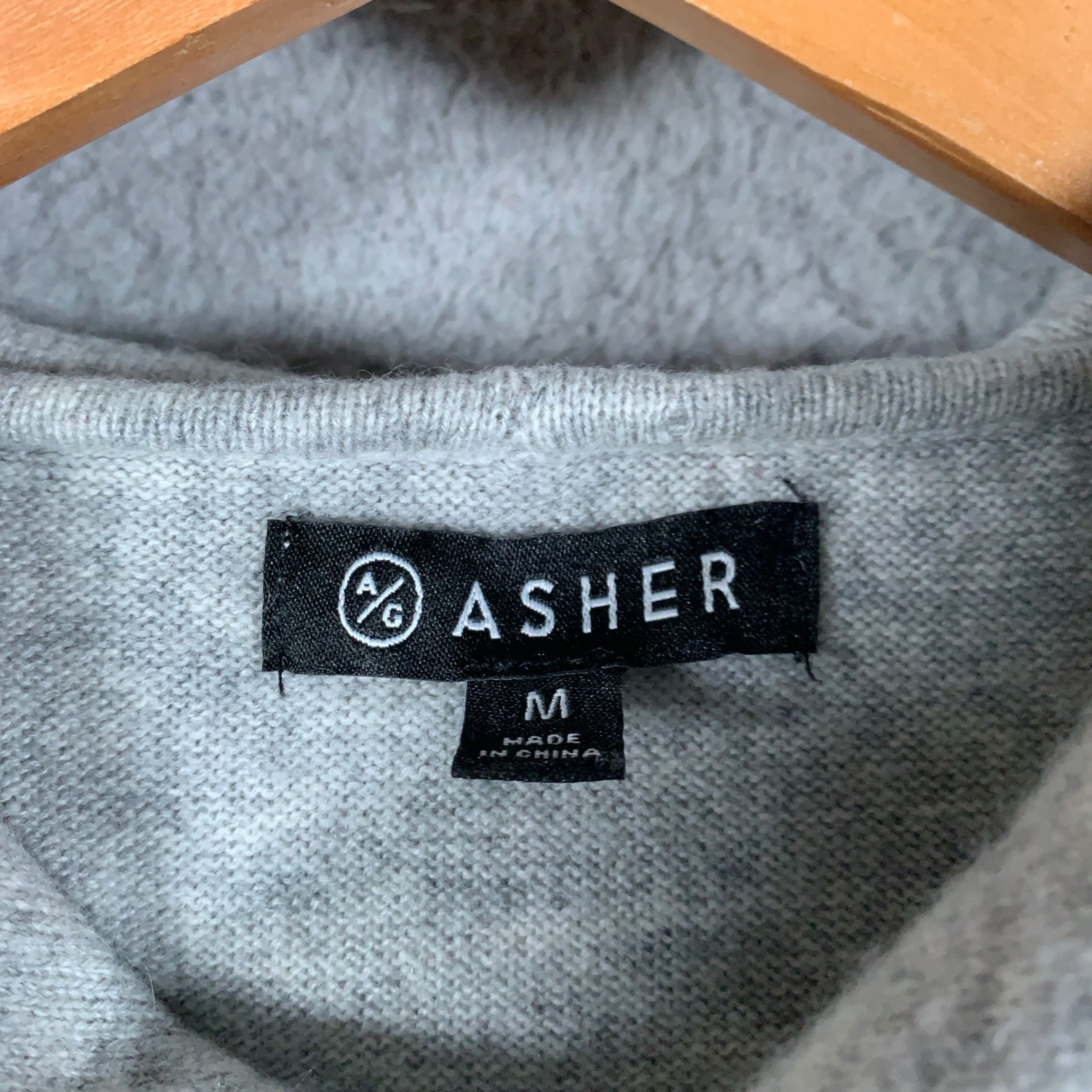 Asher Golf Sero Hoodie Men's Medium M Gray Wool Cashmere Intarsia Knit Mountains — image 2 of 8